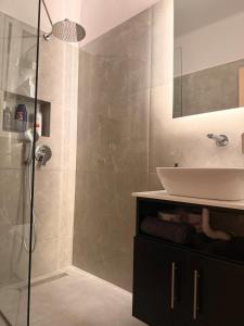Apartment in Thiseio, just a stones throw from the Acropolis
