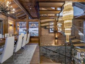 Chalet avec jacuzzi et sauna près de Saint Martin - FR-1-570-27