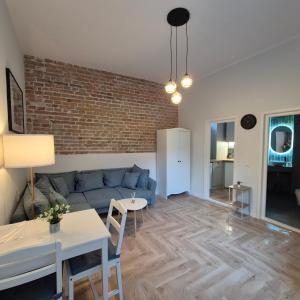 Einstein Central Studio