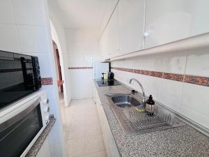 Colibri Apartment - Imperial Park - Sea View, 6 Pools, Terrace