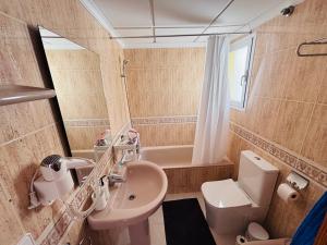 Colibri Apartment - Imperial Park - Sea View, 6 Pools, Terrace