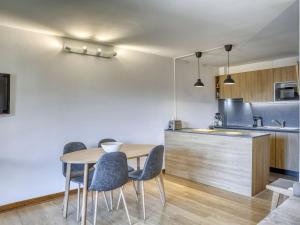 Appartement rénové 1 chambre à Megève, balcon, parking, Wi-Fi - FR-1-453-285