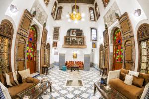 Noujoum Medina - Timeless Charm
