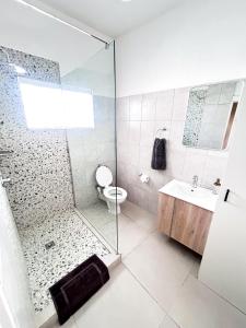 1 Bed Apt in Gardens 2 Mins Walk to Kloof Street
