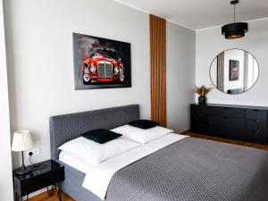 UP 34 FLOOR APARTMENTS