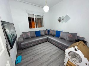 Apparemment calme à côté du stade de foot