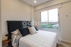 Comfortable minimalist Villa Morra apartment