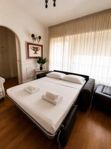 Castel SantAngelo 90 - Apartments near Piazza Cavour by RHR