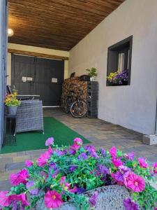 Holiday Home up to 5 Guests