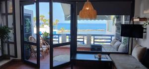 Blue Bay Apartment - Precioso apartamento a pie de mar