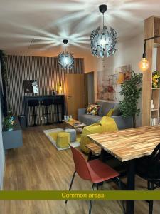 CoLiving studio 6 near the Main Railway Station