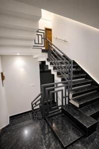 The Manohar Hotel Budaun