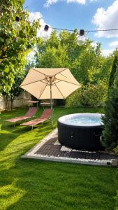 The Green House - Jacuzzi & Garden Escape