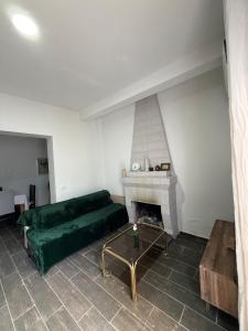 Family house with Garden & Free Parking