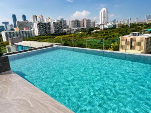 RCA Hub Pool and Massage Room in Thonglor Bangkok