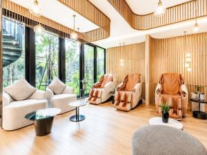 RCA Hub Pool and Massage Room in Thonglor Bangkok