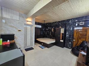 The Urban Nest, Cozy Couple Studio