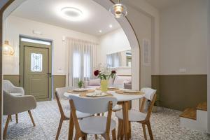 Dimosthenis Maisonette by D&C Boutique Residences Chania