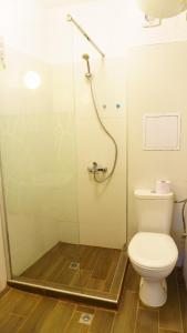 Visar Luxurious One Bedroom Apartment