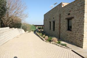Maison Lagerstroemie -Exclusive Villa with Private Pool in Le Marche, Filottrano