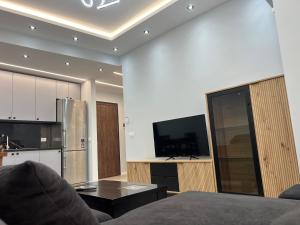 Brryli Nea Apartment
