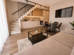 6 miegamų vietų "SOLUNA" apartamentai Kunigiškėse