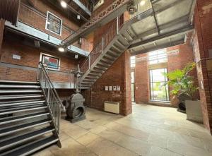 Relaxing Mill Loft by Brook Nice Walks & Manchester