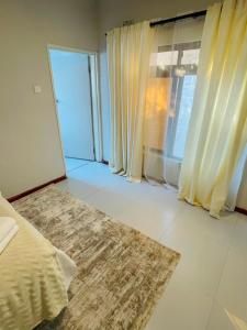 Mavis Apartments