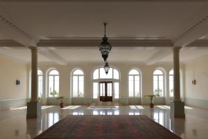 3 rooms sea view private park and beach