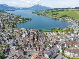 BASEKAMP Prime I Friends I Lake I Mountains I Luzern