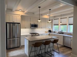 Luxury Farmhouse Eagle Retreat