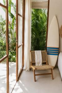Coco 1BR Private Pool Villa in Pererenan with Skylight Bathtub