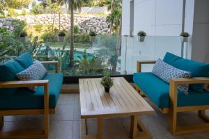 Coral Towers Vue piscine 2 min gare city mall