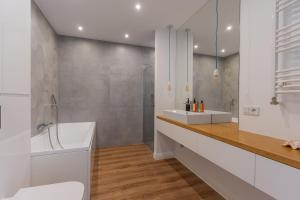Glow Apartments - Awiator Brzeźno Beach View