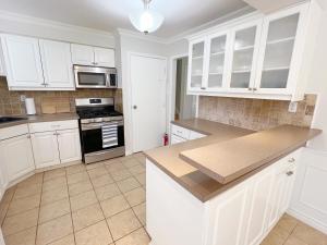 3BR2BA House near UWO & Downtown Free Parking