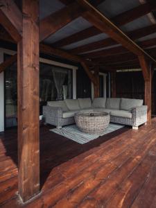 Kihnuvillas - Metsäkodu