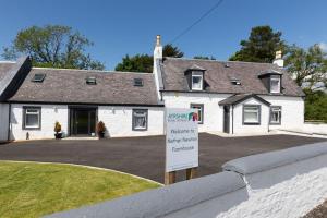 Nether Newton - Sleeps 12, Hottub, Sauna, Private Garden