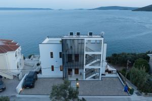 Apartments Villa ROYAL