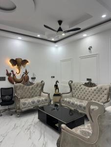 House of Arora