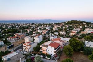 Azure Sea View Apartment Near The Airport