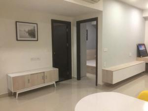 YT Aparment