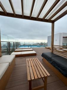 Exclusive Loft in Barranco with Pool, 20th Floor