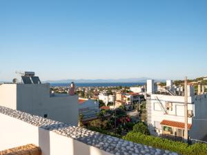 Azure Sea View Apartment Near The Airport