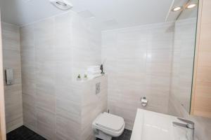Aisa 39 Family Apartment