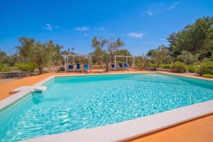 Masseria Le Palmentelle Pool And Garden - Happy Rentals