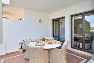 Arqueros Signature Apartment - Garden Retreat