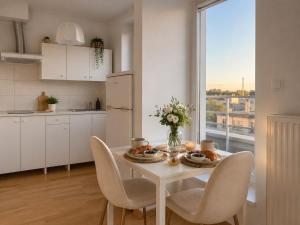 Panoramic River View & Terrace