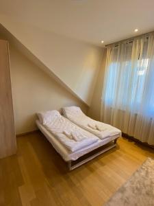 Apartman DUNJA , Zlatibor , centar