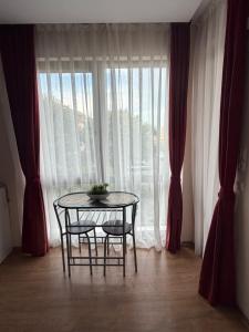 Студия с паркоместом на первой линии моря Premier Fort Beach