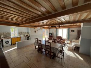 Appartement lumineux , Terrasse, Lac à 5 min